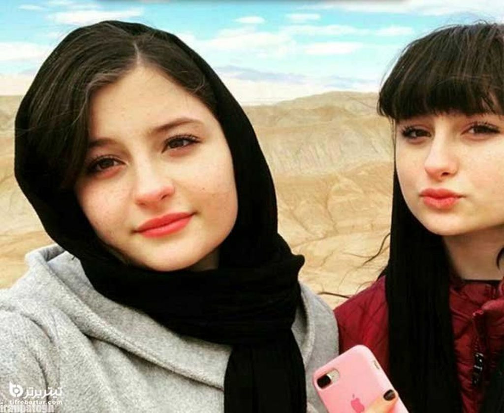 واکنش سارا و نیکا به شایعات دوستی با خواننده معروف!